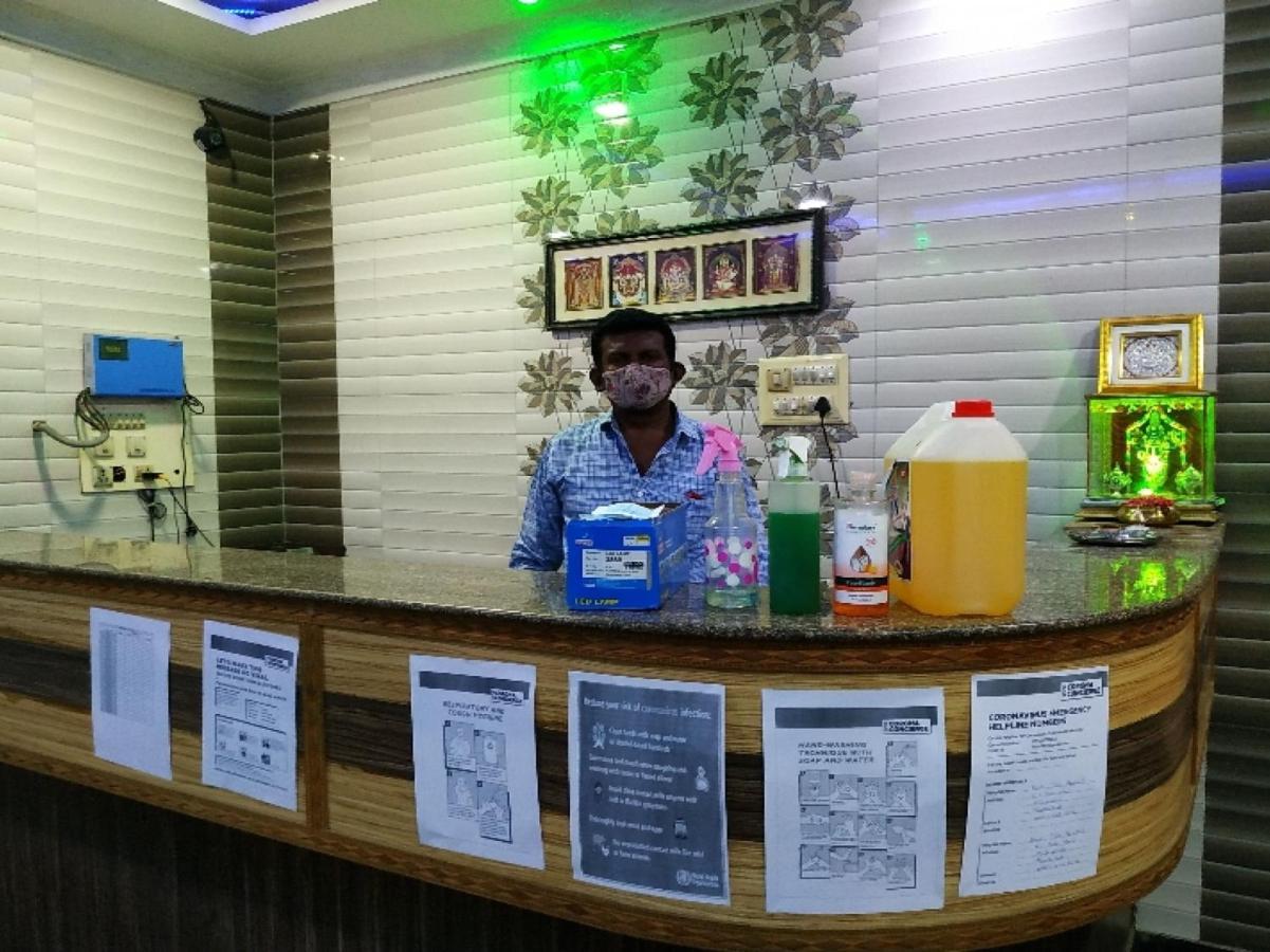Oyo 81409 Hotel Sivajothi Tuticorin Zewnętrze zdjęcie
