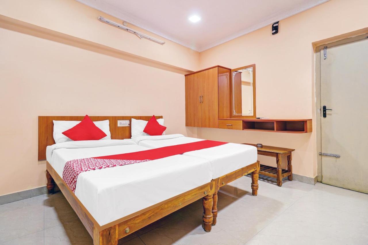 Oyo 81409 Hotel Sivajothi Tuticorin Zewnętrze zdjęcie