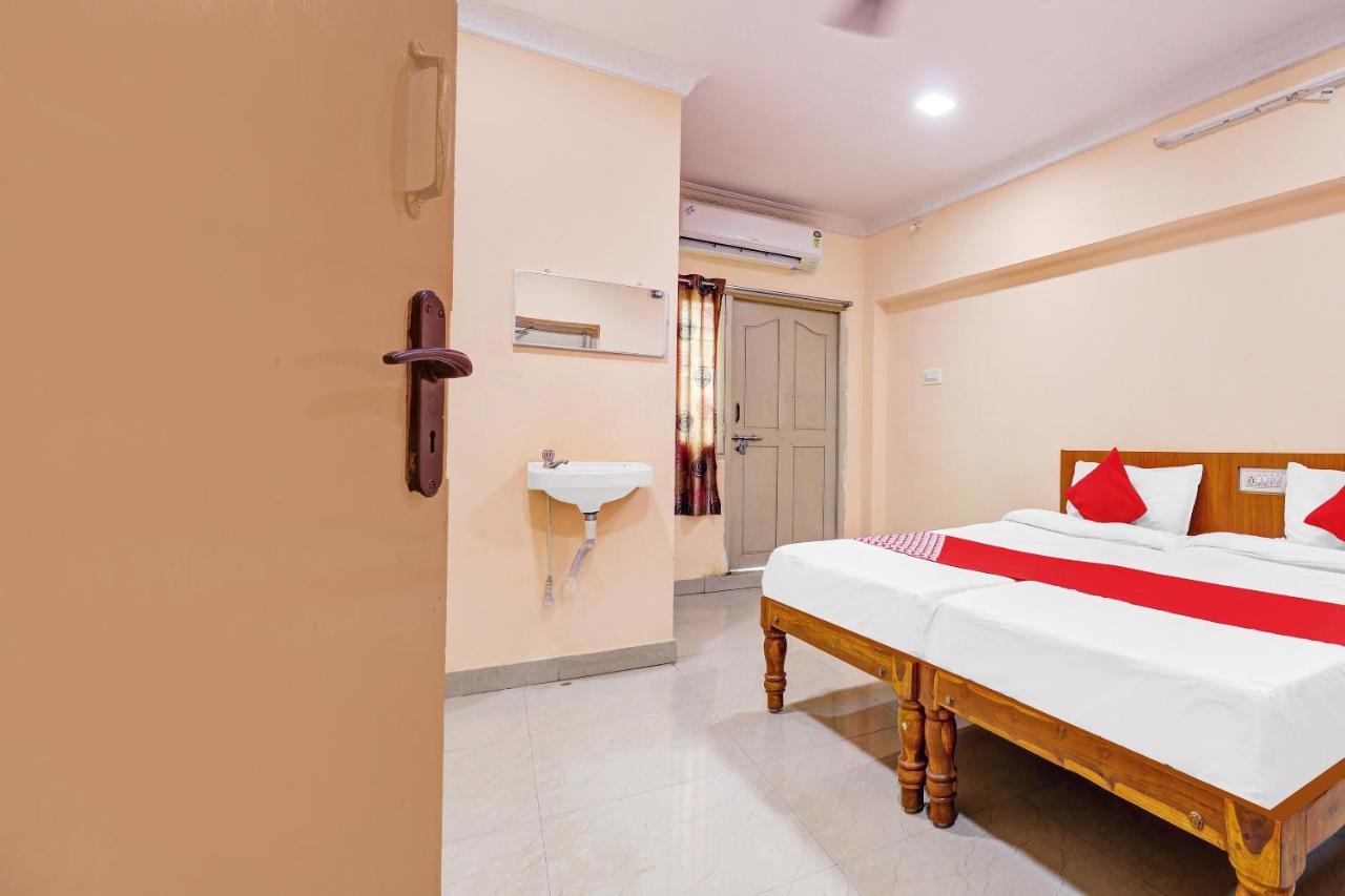 Oyo 81409 Hotel Sivajothi Tuticorin Zewnętrze zdjęcie