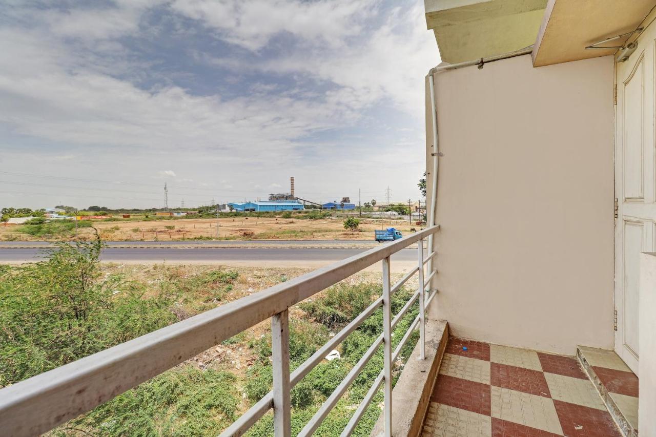 Oyo 81409 Hotel Sivajothi Tuticorin Zewnętrze zdjęcie