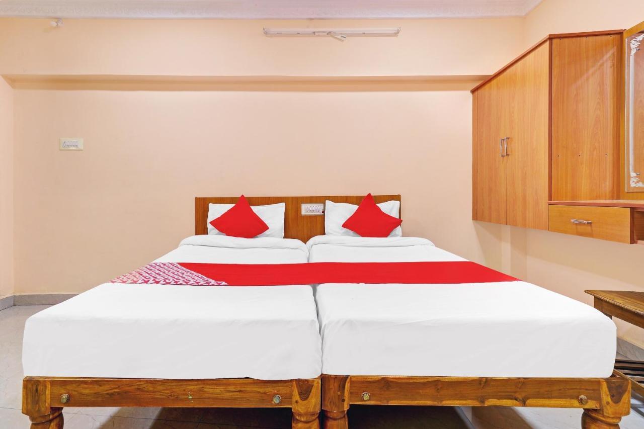 Oyo 81409 Hotel Sivajothi Tuticorin Zewnętrze zdjęcie